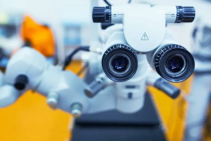 How Retina Specialists Use Advanced Technology for Diagnosis